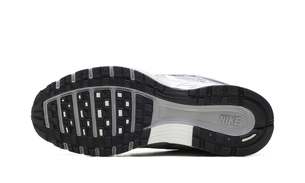 P-6000 "Metallic Silver Summit White-Wolf Gre" IH4465 095